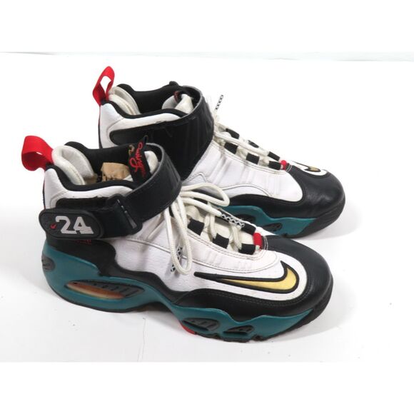 sweetest swing griffey shoes